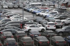 В России рухнули продажи легковых автомобилей